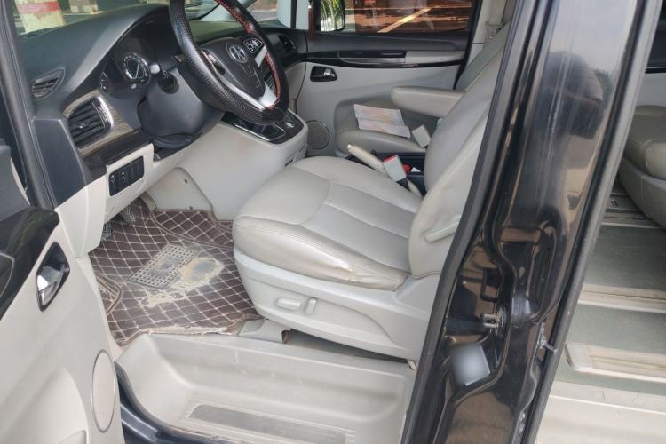 Used JAC Group Refine M5 2013 2.0T Gasoline Manual Business Edition Driver Seat