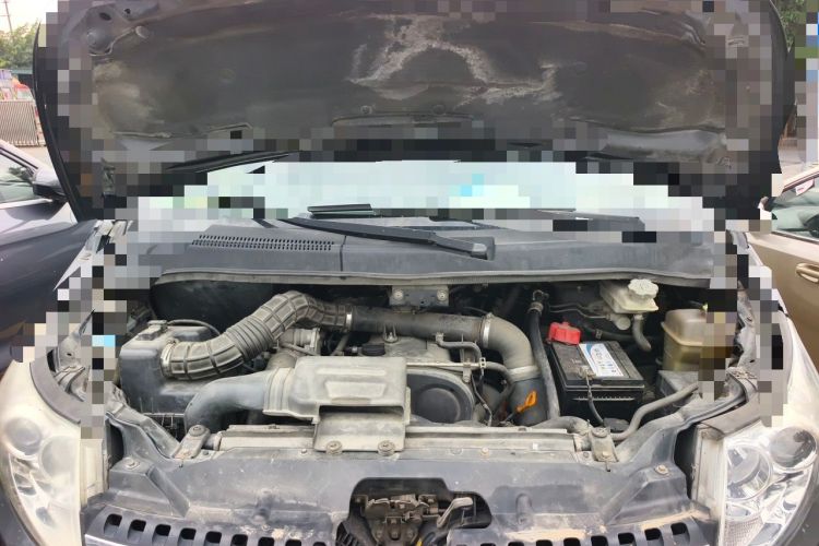 Used JAC Group Refine M5 2013 2.0T Gasoline Manual Business Edition Engine Bay