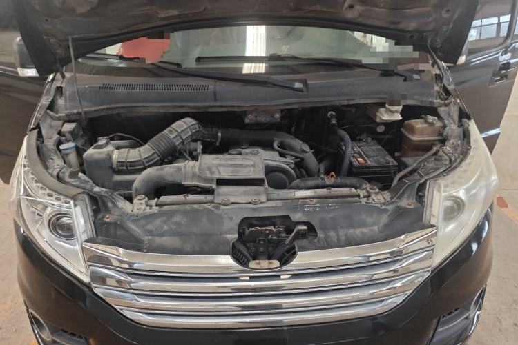 Used JAC Group Refine M5 2013 2.0T Gasoline Automatic Business Edition Engine Bay