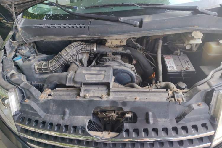 Used JAC Group Refine M5 2013 2.0T Gasoline Manual Business Edition Engine Bay