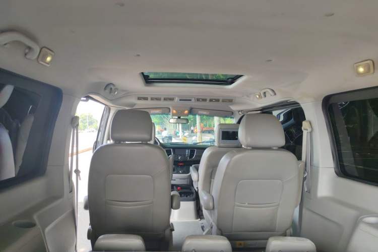 Used JAC Group Refine M5 2013 2.0T Gasoline Manual Business Edition Headliner