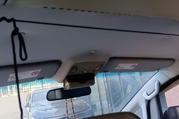 Used JAC Group Refine M5 2013 2.0T Gasoline Automatic Business Edition Headliner