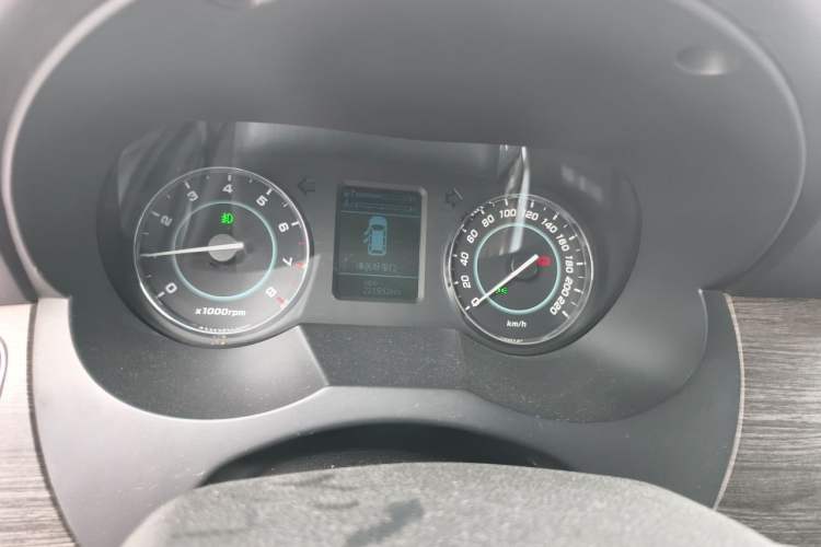 Used JAC Group Refine M5 2013 2.0T Gasoline Manual Business Edition Instrument Cluster