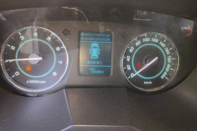 Used JAC Group Refine M5 2013 2.0T Gasoline Automatic Business Edition Instrument Cluster