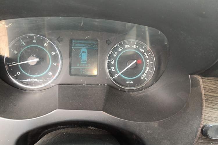 Used JAC Group Refine M5 2013 2.0T Gasoline Automatic Business Edition Instrument Cluster