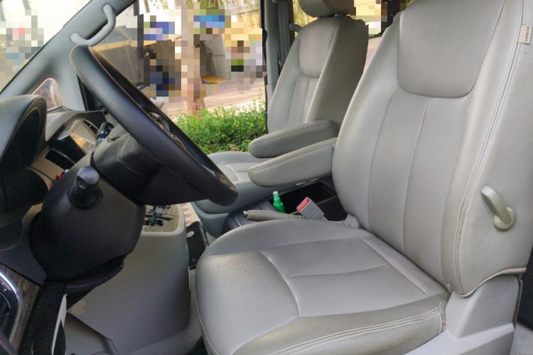 Used JAC Group Refine M5 2013 2.0T Gasoline Automatic Business Edition Left Front Seat