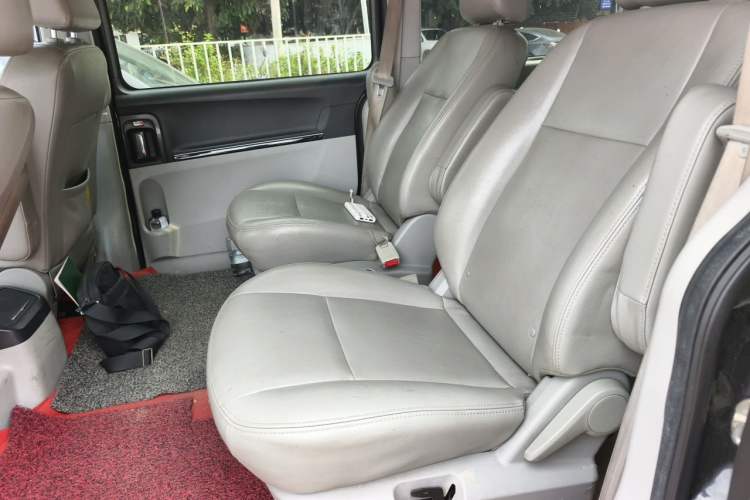 Used JAC Group Refine M5 2013 2.0T Gasoline Manual Business Edition Left Rear Seat
