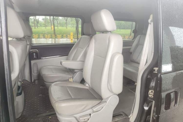 Used JAC Group Refine M5 2013 2.0T Gasoline Automatic Business Edition Left Rear Seat