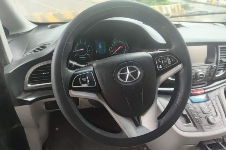 Used JAC Group Refine M5 2013 2.0T Gasoline Automatic Business Edition Steering Wheel
