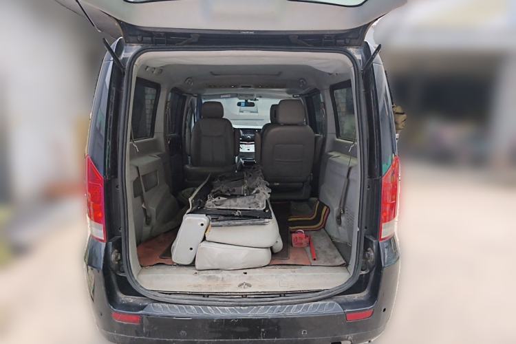 Used JAC Group Refine M5 2013 2.0T Gasoline Automatic Business Edition Trunk
