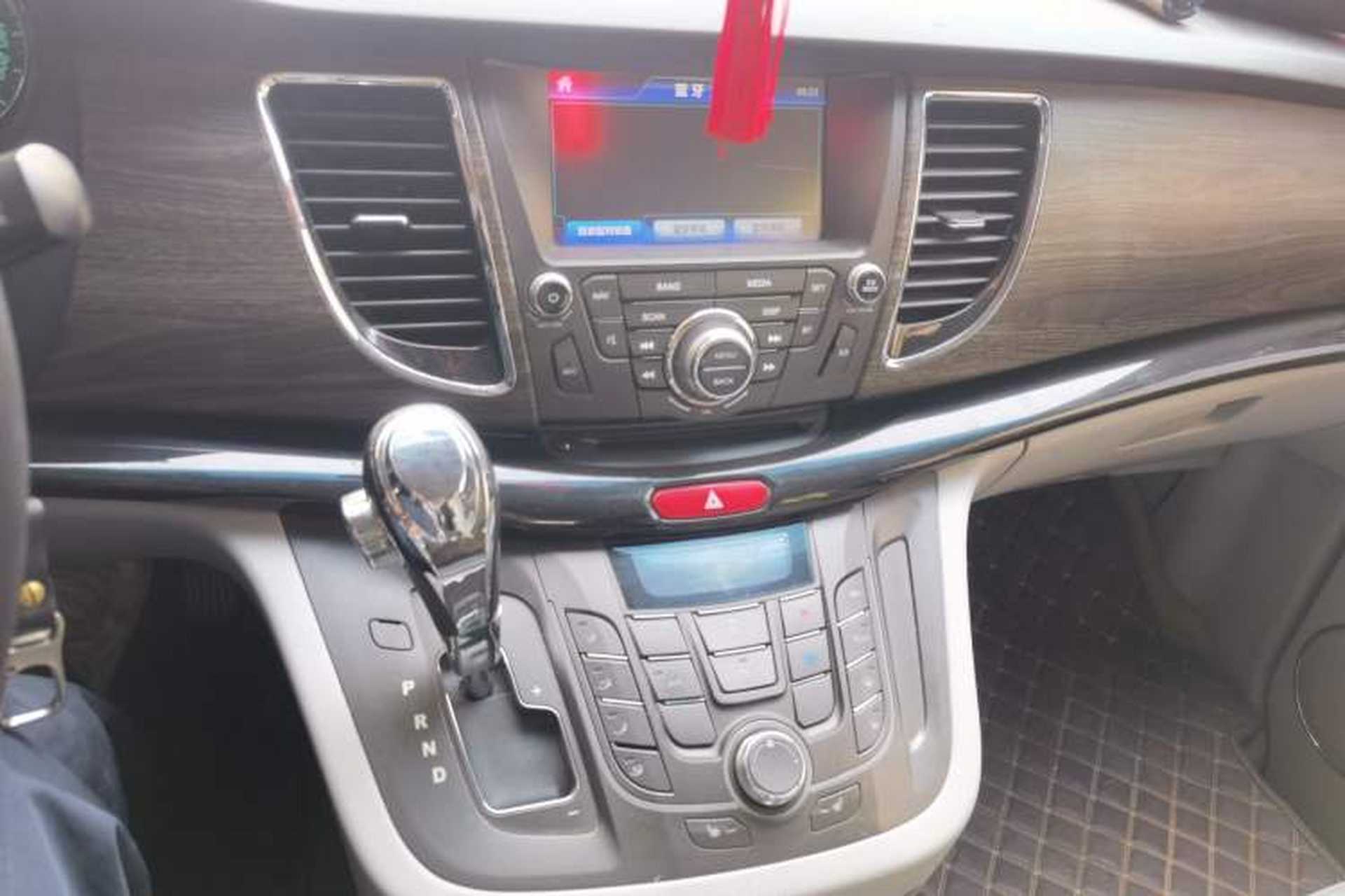 Used JAC Group Refine M5 2013 2.0T Gasoline Automatic Business Edition Audio And AC Panel