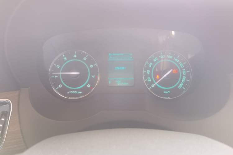 Used JAC Group Refine M5 2013 2.0T Gasoline Automatic Business Edition Instrument Cluster