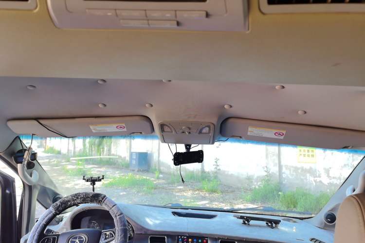 Used JAC Group Refine M5 2013 2.0T Gasoline Automatic Business Edition Headliner