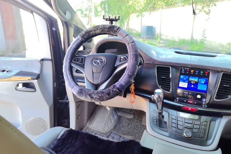 Used JAC Group Refine M5 2013 2.0T Gasoline Automatic Business Edition Steering Wheel