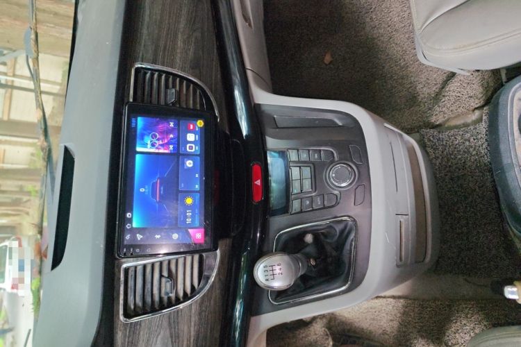 Used JAC Group Refine M5 2013 2.0T Gasoline Manual Business Edition Audio And AC Panel