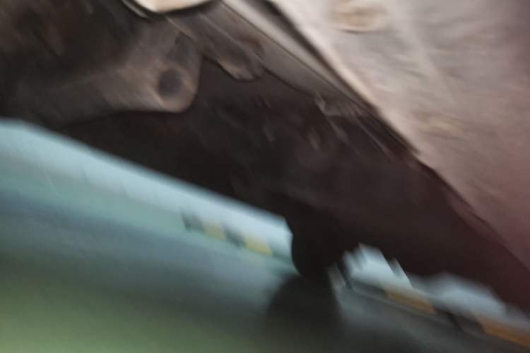 Used JAC Group Refine M5 2013 2.0T Gasoline Manual Business Edition Chassis Front Left