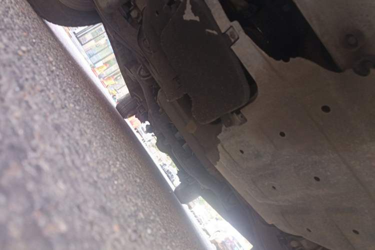 Used JAC Group Refine M5 2013 2.0T Gasoline Manual Business Edition Chassis Front