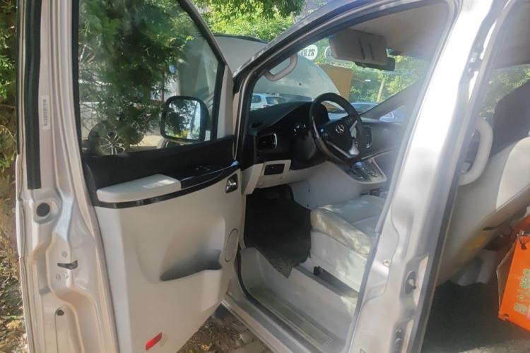 Used JAC Group Refine M5 2013 2.0T Gasoline Automatic Business Edition Driver Seat