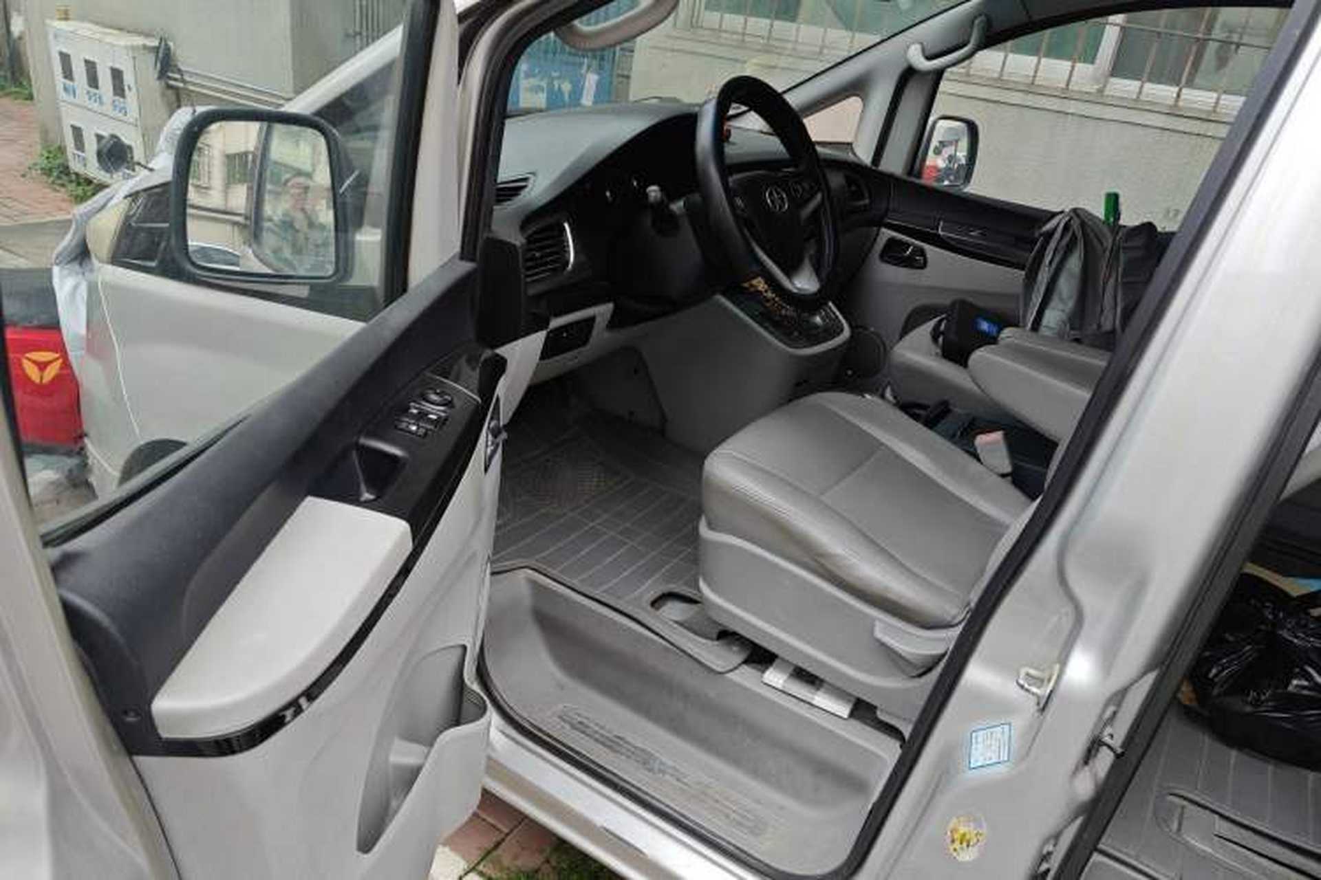 Used JAC Group Refine M5 2013 2.0T Gasoline Automatic Business Edition Driver Seat