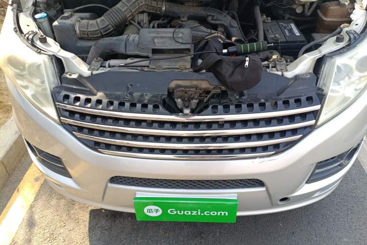 Used JAC Group Refine M5 2013 2.0T Gasoline Manual Business Edition Engine Bay