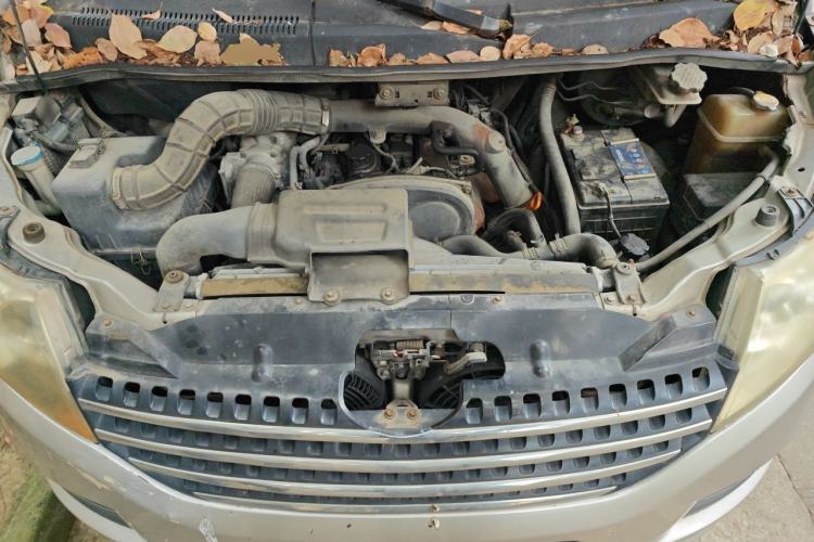 Used JAC Group Refine M5 2013 2.0T Gasoline Manual Business Edition Engine Bay