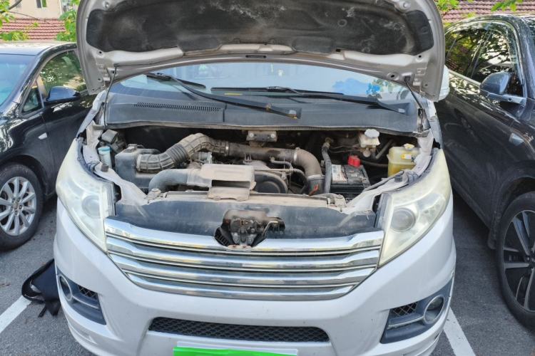 Used JAC Group Refine M5 2013 2.0T Gasoline Manual Business Edition Engine Bay