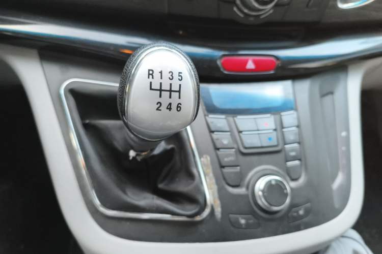 Used JAC Group Refine M5 2013 2.0T Gasoline Manual Business Edition Gear Lever