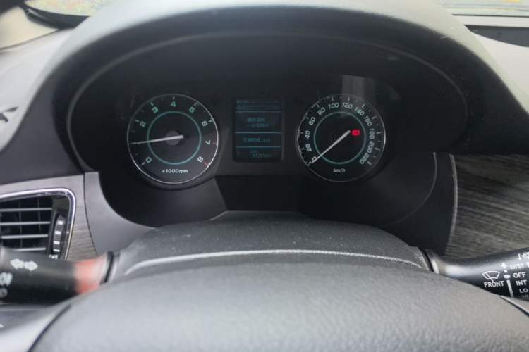 Used JAC Group Refine M5 2013 2.0T Gasoline Automatic Business Edition Instrument Cluster