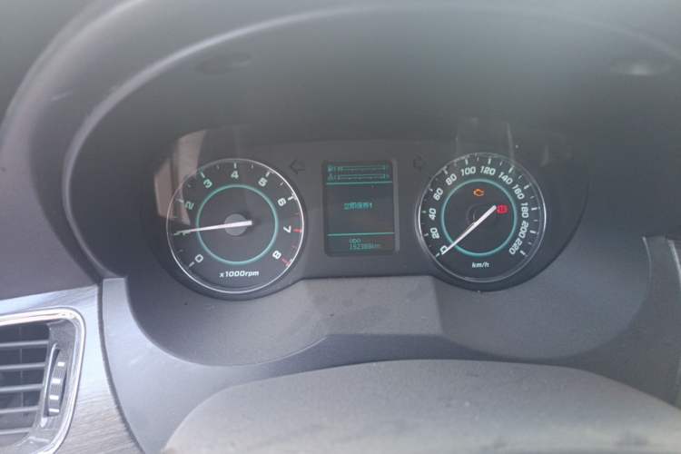 Used JAC Group Refine M5 2013 2.0T Gasoline Manual Business Edition Instrument Cluster