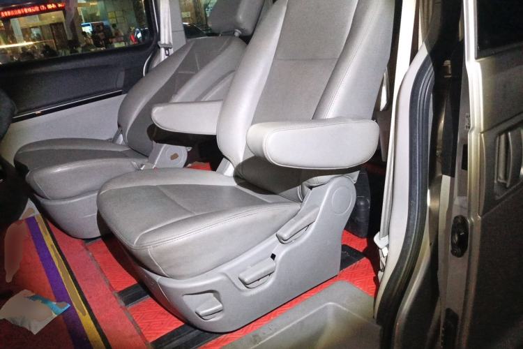 Used JAC Group Refine M5 2013 2.0T Gasoline Manual Business Edition Left Rear Seat