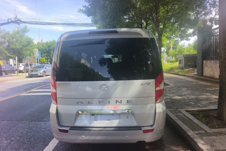 Used JAC Group Refine M5 2013 2.0T Gasoline Automatic Business Edition Rear