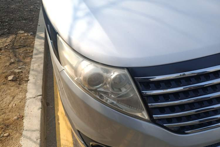 Used JAC Group Refine M5 2013 2.0T Gasoline Manual Business Edition Right Front Headlight