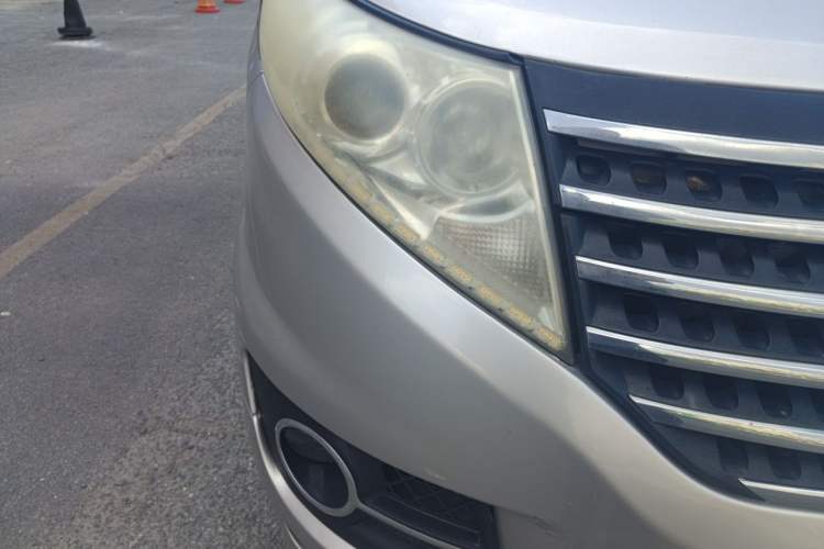 Used JAC Group Refine M5 2013 2.0T Gasoline Manual Business Edition Right Front Headlight