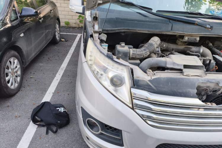 Used JAC Group Refine M5 2013 2.0T Gasoline Manual Business Edition Right Front Headlight