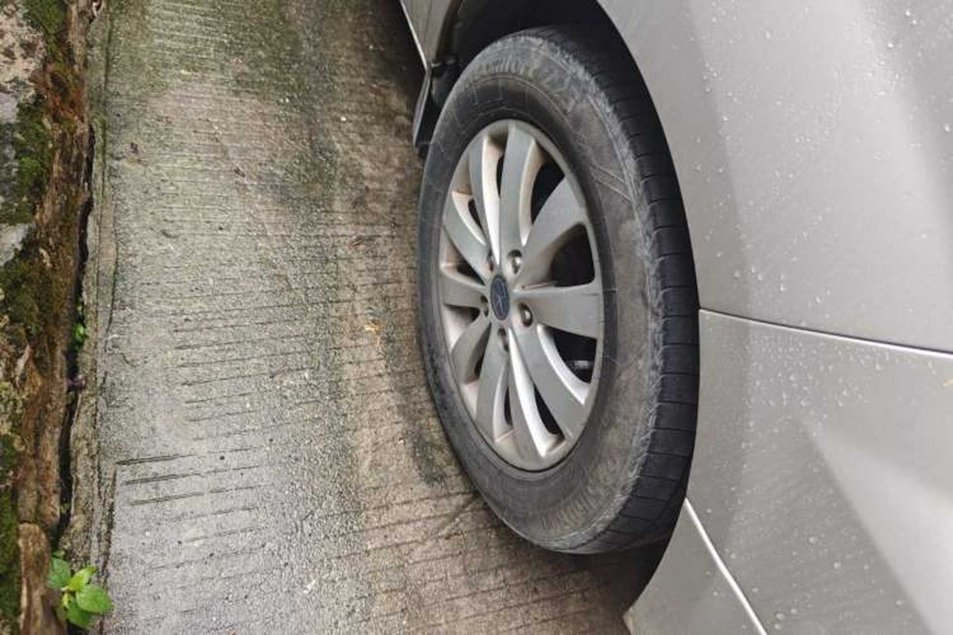 Used JAC Group Refine M5 2013 2.0T Gasoline Automatic Business Edition Right Front Wheel Hub