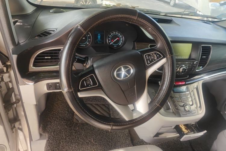 Used JAC Group Refine M5 2013 2.0T Gasoline Automatic Business Edition Steering Wheel