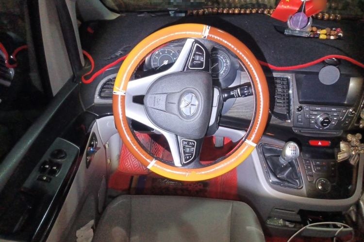 Used JAC Group Refine M5 2013 2.0T Gasoline Manual Business Edition Steering Wheel