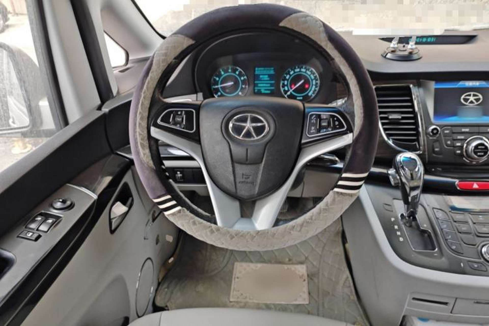 Used JAC Group Refine M5 2013 2.0T Gasoline Automatic Business Edition Steering Wheel