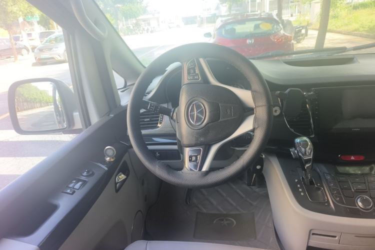 Used JAC Group Refine M5 2013 2.0T Gasoline Automatic Business Edition Steering Wheel