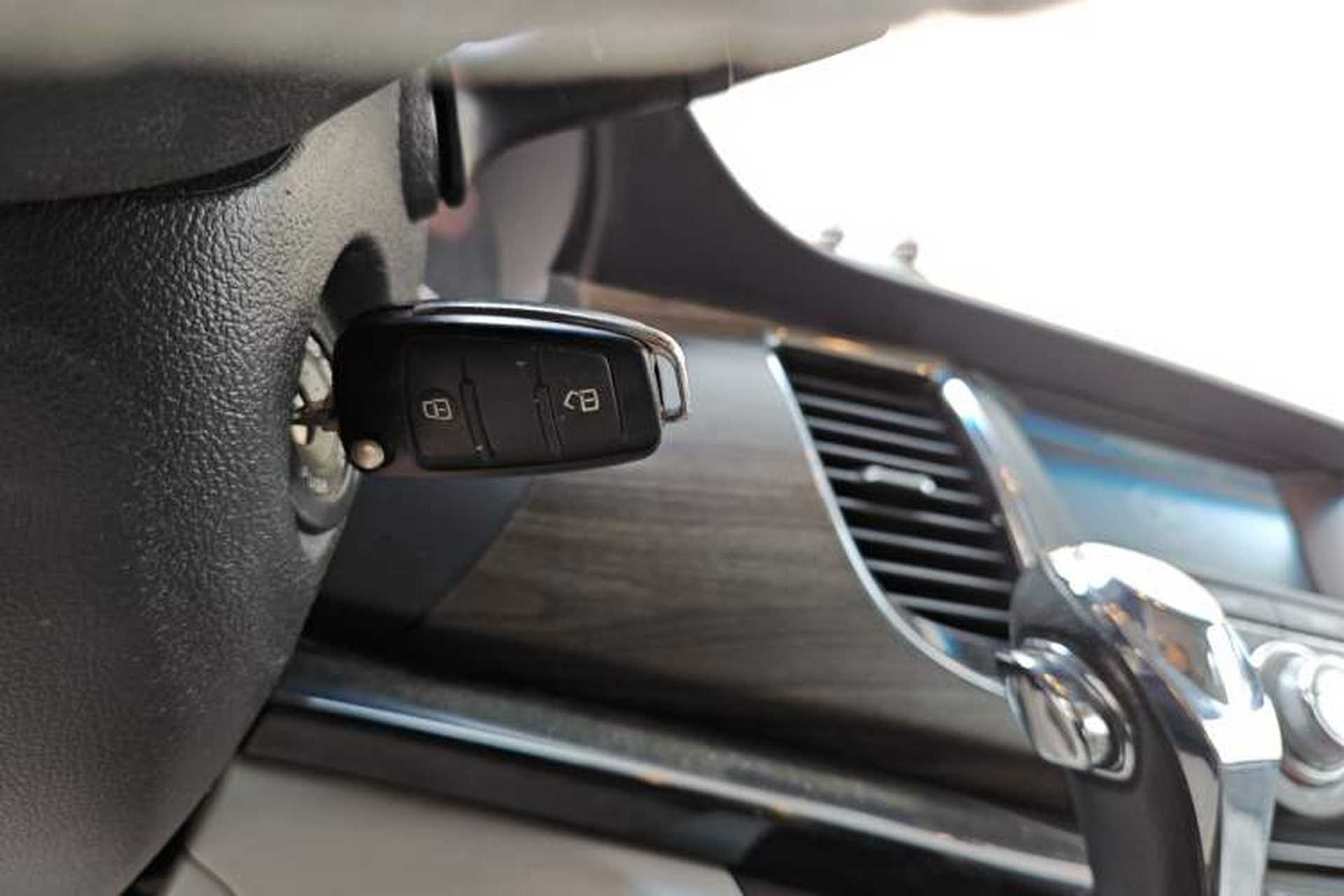 Used JAC Group Refine M5 2013 2.0T Gasoline Automatic Business Edition Vehicle Key