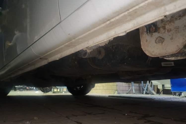 Used JAC Group Refine M5 2013 2.0T Gasoline Manual Business Edition Chassis Rear Left