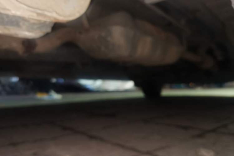Used JAC Group Refine M5 2013 2.0T Gasoline Manual Business Edition Chassis Rear Right