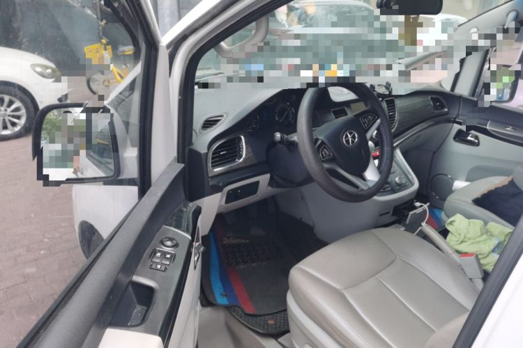 Used JAC Group Refine M5 2013 2.0T Gasoline Manual Business Edition Driver Seat
