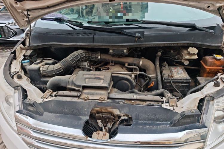 Used JAC Group Refine M5 2013 2.0T Gasoline Automatic Business Edition Engine Bay