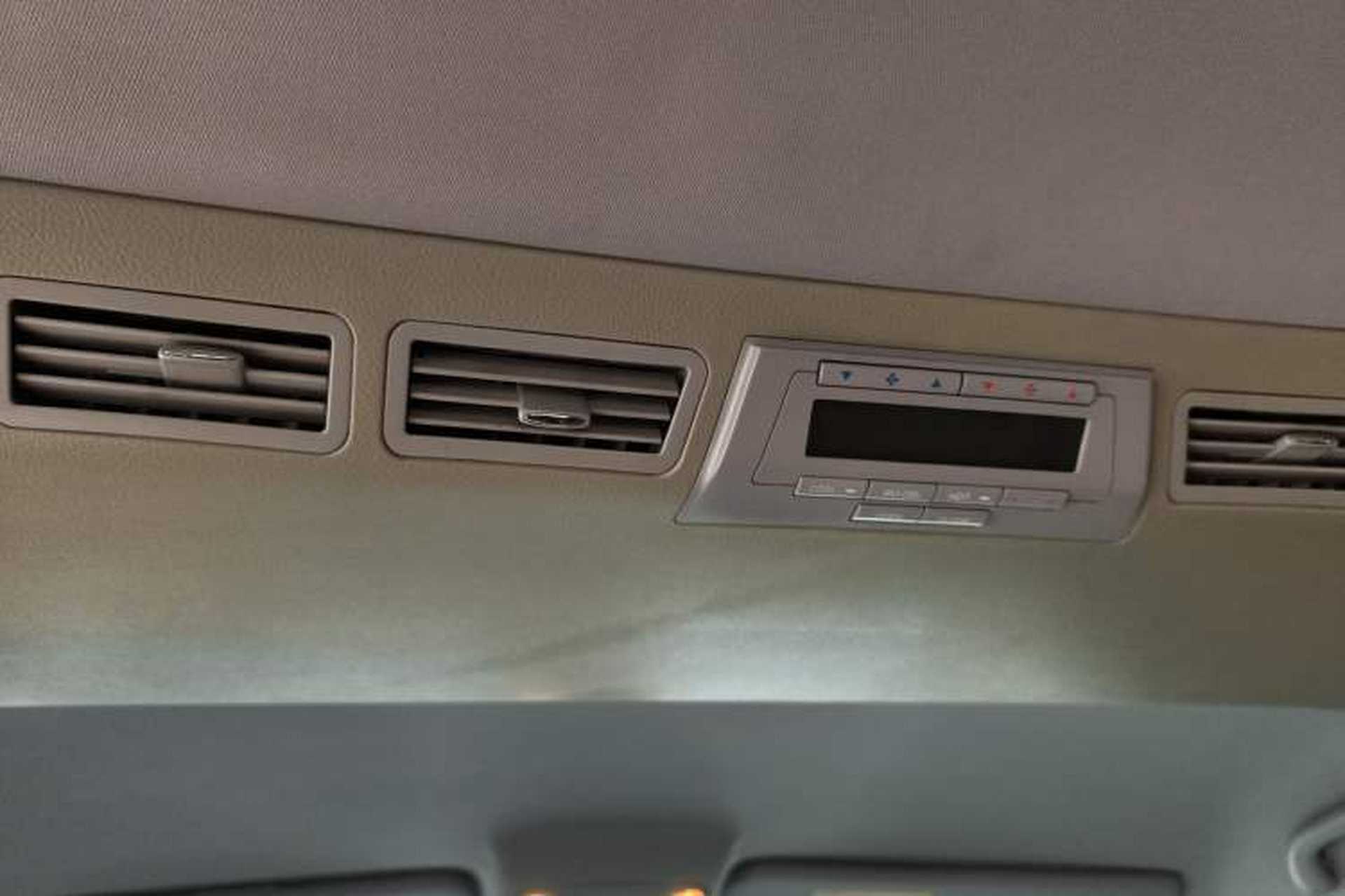 Used JAC Group Refine M5 2013 2.0T Gasoline Automatic Business Edition Headliner