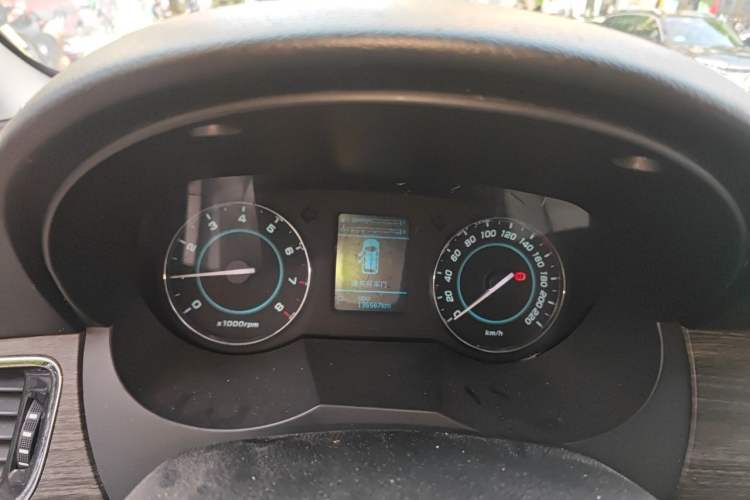 Used JAC Group Refine M5 2013 2.0T Gasoline Automatic Business Edition Instrument Cluster