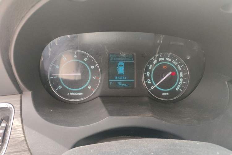 Used JAC Group Refine M5 2013 2.0T Gasoline Automatic Business Edition Instrument Cluster