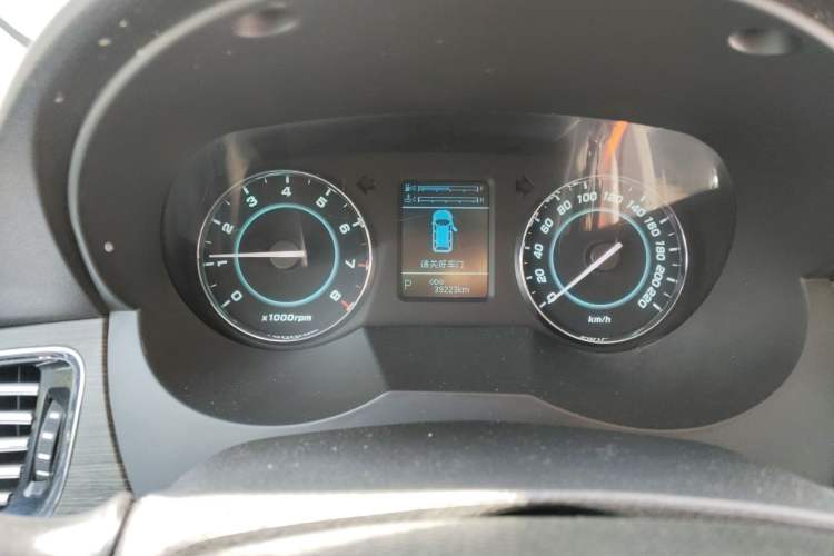 Used JAC Group Refine M5 2013 2.0T Gasoline Automatic Business Edition Instrument Cluster