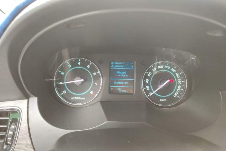 Used JAC Group Refine M5 2013 2.0T Gasoline Automatic Business Edition Instrument Cluster