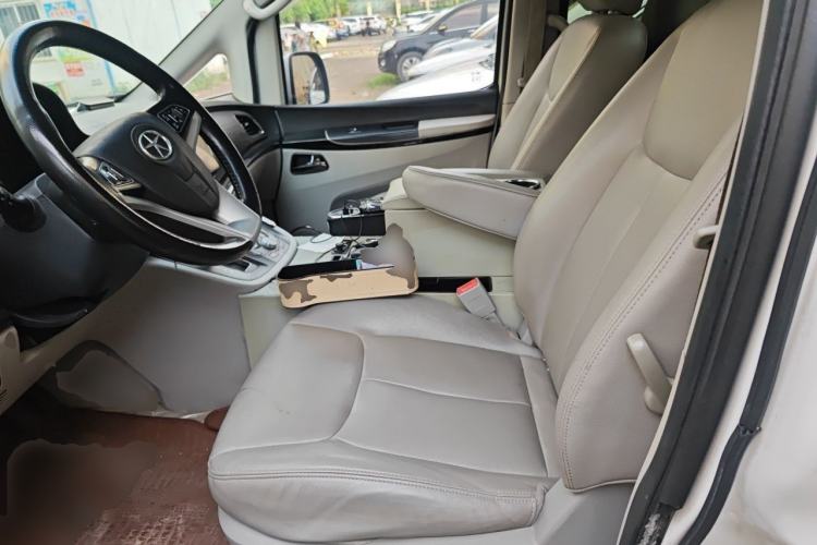 Used JAC Group Refine M5 2013 2.0T Gasoline Automatic Business Edition Left Front Seat